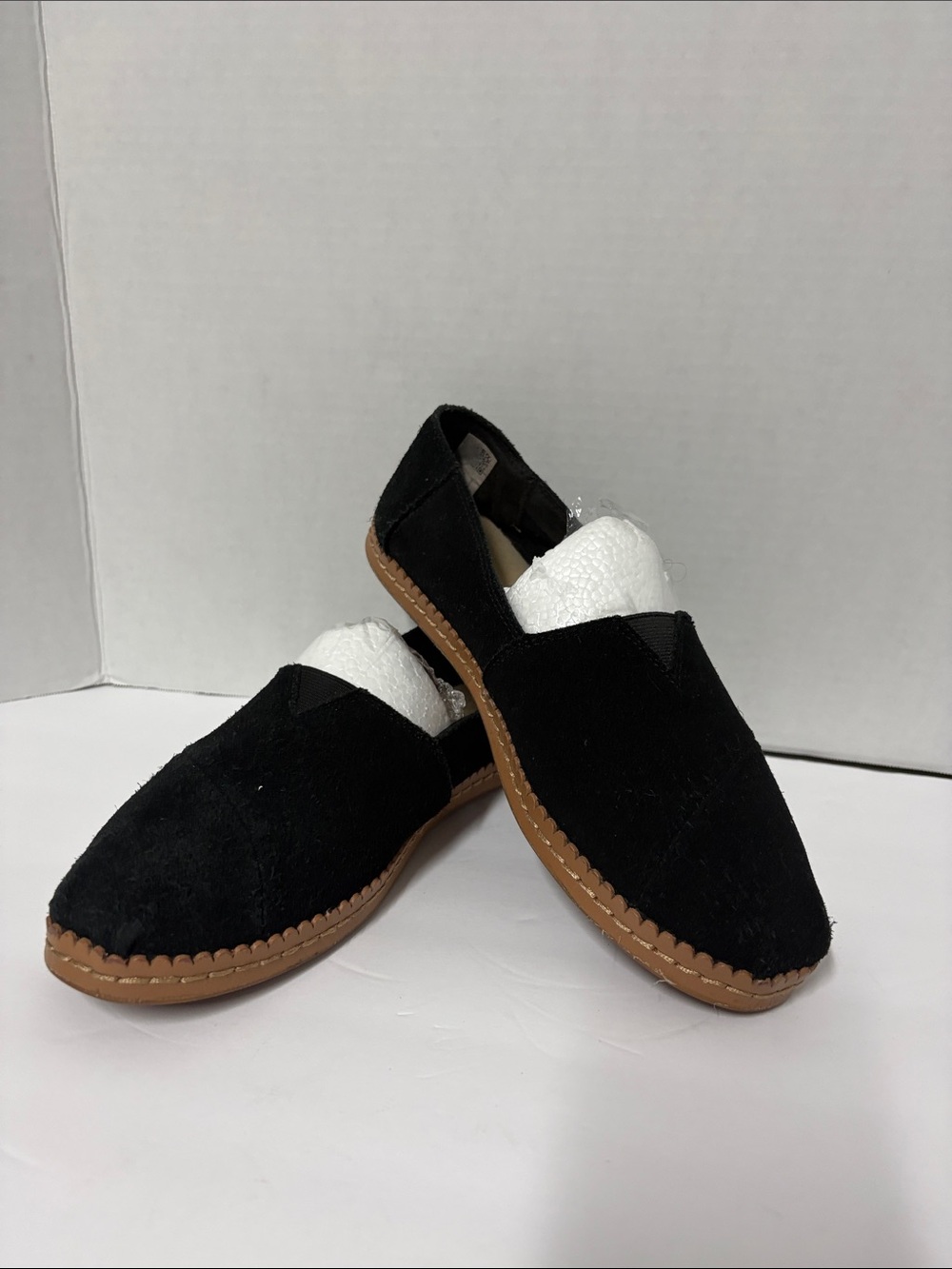 Black Slip-On Women’s Espadrille Flats TOMS - Picture 2 of 5